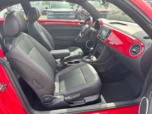 Used 2014 Volkswagen Beetle 2.5 image 21