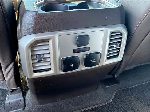 Used 2020 Ford F150 King Ranch w/ Equipment Group 601A Luxury AWD/4WD image 17