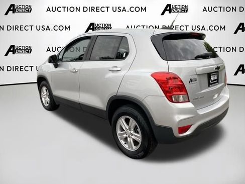 Used 2019 Chevrolet Trax LS w/ Tint and Cruise Package AWD/4WD image 20