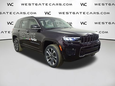 Used 2022 Jeep Grand Cherokee Overland image 2