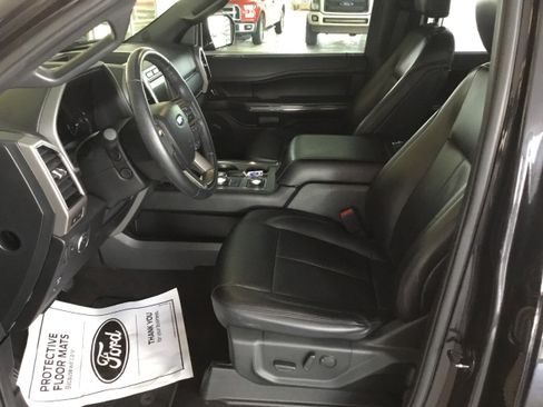 Used 2020 Ford Expedition XLT w/ Equipment Group 202A image 9