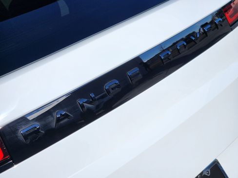 New 2026 Land Rover Range Rover Sport Dynamic SE image 10