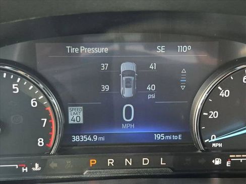 Used 2023 Ford Explorer Limited w/ Limited Technology Package RWD image 11
