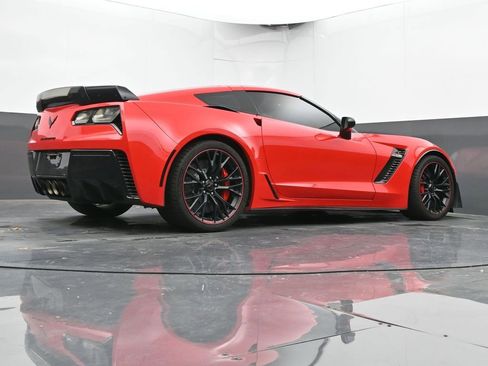 Used 2017 Chevrolet Corvette Z06 w/ Z07 Performance Package image 45
