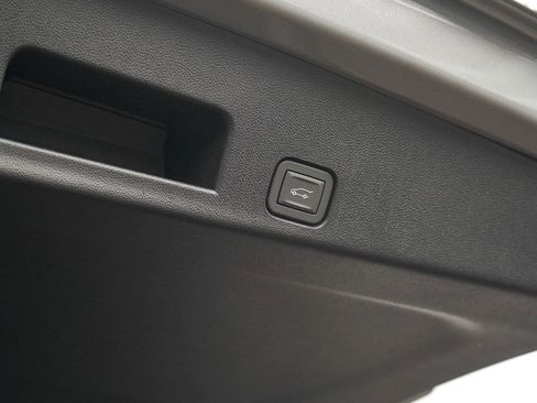 New 2026 GMC Acadia Elevation w/ Black Edition AWD/4WD image 9