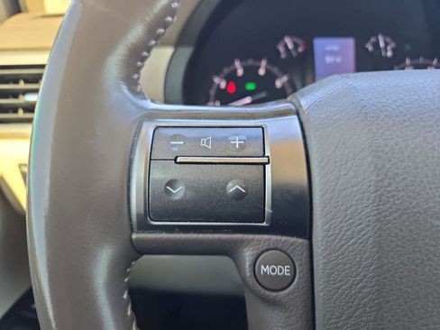 Used 2014 Lexus GX 460 image 25