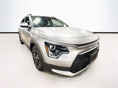 Used 2023 Kia Niro EX
