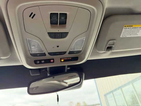 Used 2014 Chevrolet Impala LT w/ Premium Seating Package image 36