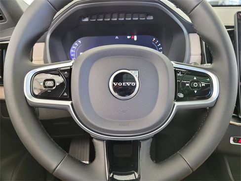 New 2026 Volvo XC90 B6 Plus w/ Protection Package Premier image 20