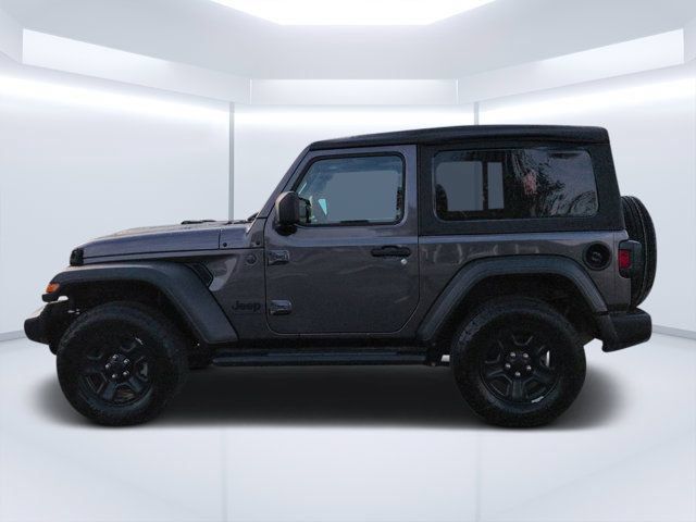 Used 2025 Jeep Wrangler Sport AWD/4WD image 6