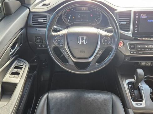 Used 2018 Honda Ridgeline RTL-T image 9