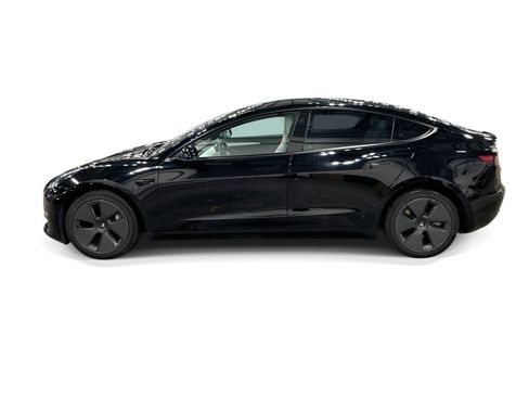 Certified 2023 Tesla Model 3 Standard Range RWD image 3