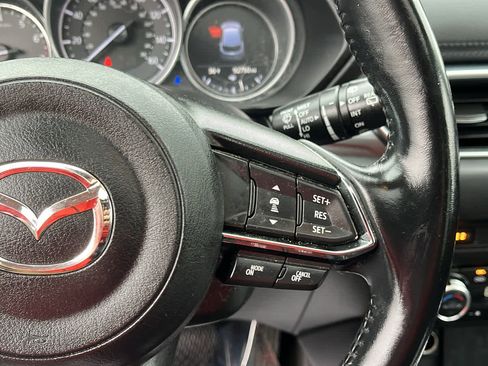 Used 2018 MAZDA CX-5 Touring w/ Preferred Equipment Package image 15