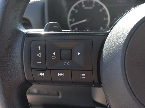 Used 2023 Nissan Rogue SV AWD/4WD image 20