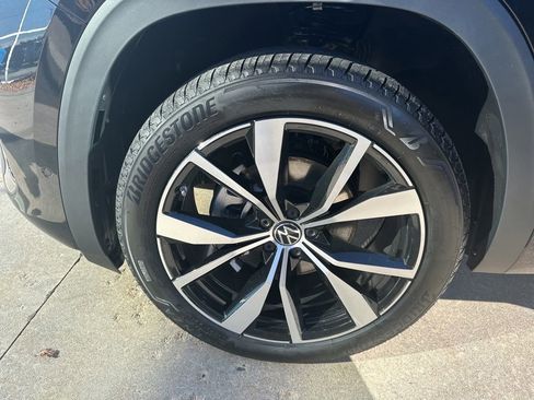 New 2026 Volkswagen Atlas Cross Sport SEL Premium R-Line AWD/4WD image 27