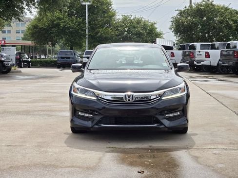 Used 2016 Honda Accord EX-L image 2