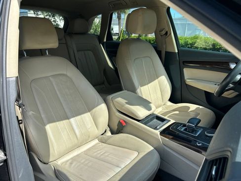 Used 2019 Audi Q5 Premium AWD/4WD image 41