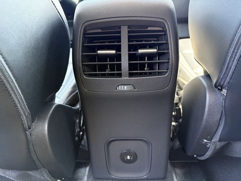 Used 2024 Ford Escape Platinum image 24