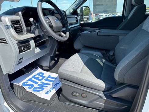 New 2026 Ford F250 XLT w/ XLT Premium Package AWD/4WD image 21