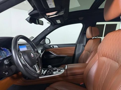 Used 2022 BMW ALPINA XB7 AWD/4WD image 21
