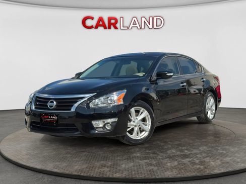 Used 2015 Nissan Altima 2.5 SL w/ Moonroof Package FWD image 1