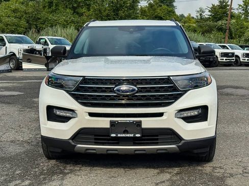 Used 2023 Ford Explorer XLT w/ Equipment Group 202A AWD/4WD image 8