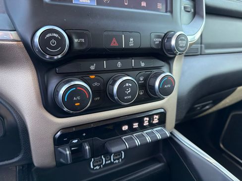 Used 2022 RAM 2500 Laramie AWD/4WD image 23