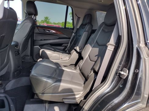 Used 2019 Cadillac Escalade Premium Luxury w/ Escalade Sport Edition AWD/4WD image 14