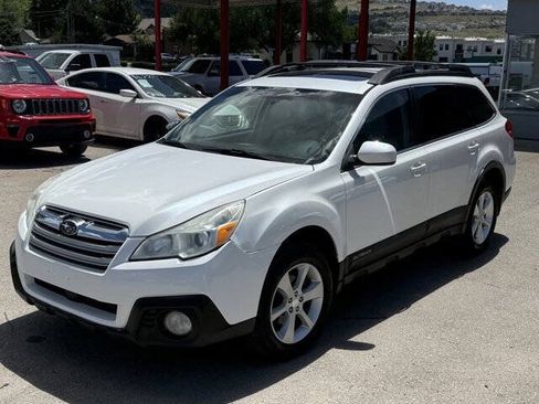 Used 2014 Subaru Outback 2.5i Limited w/ Moonroof Package AWD/4WD image 8