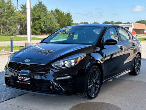 Used 2021 Kia Forte GT-Line image 2