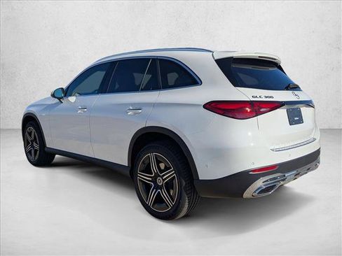 Used 2026 Mercedes-Benz GLC 300 image 7