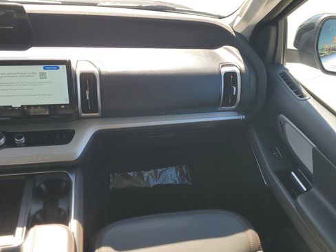 Certified 2025 Ford Expedition Max Active image 19