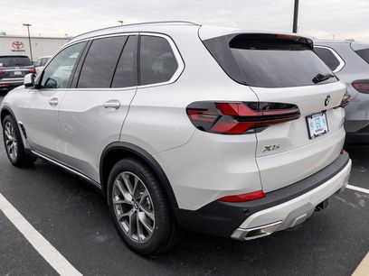 New 2026 BMW X5 xDrive40i w/ Premium Package