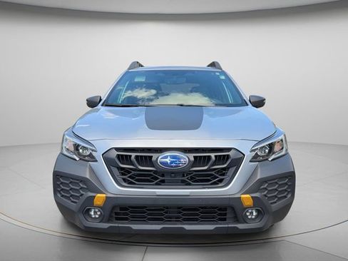 Used 2025 Subaru Outback Wilderness AWD/4WD image 9