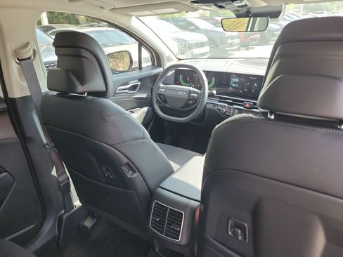 New 2026 Kia Sportage AWD Hybrid image 13