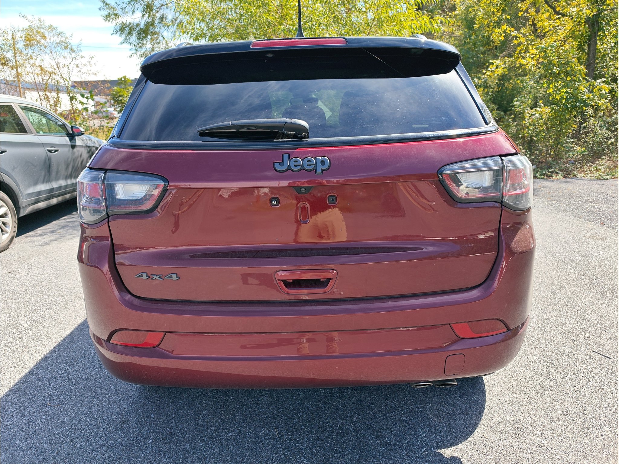Used 2022 Jeep Compass High Altitude AWD/4WD image 3