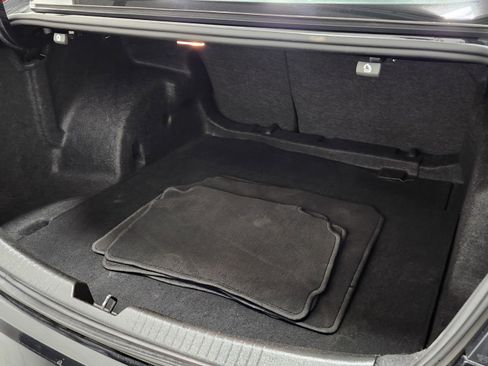 Used 2022 Chevrolet Malibu LT image 24