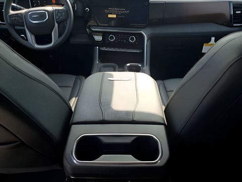 New 2026 GMC Sierra 2500 Denali w/ Denali Reserve Package image 28