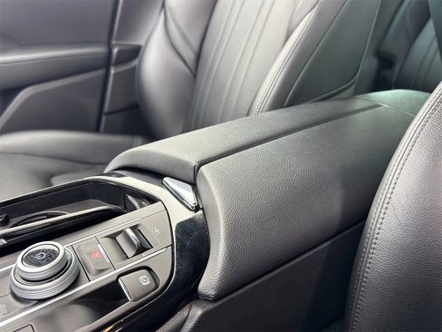 Certified 2023 Maserati Levante GT image 25