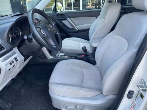 Used 2015 Subaru Forester 2.5i Premium w/ All-Weather Package AWD/4WD image 3
