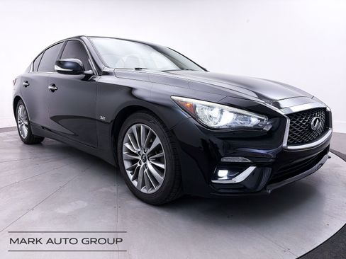 Used 2018 INFINITI Q50 Luxe image 1