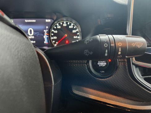 Used 2022 Jeep Compass Trailhawk w/ Sun and Sound Group image 39