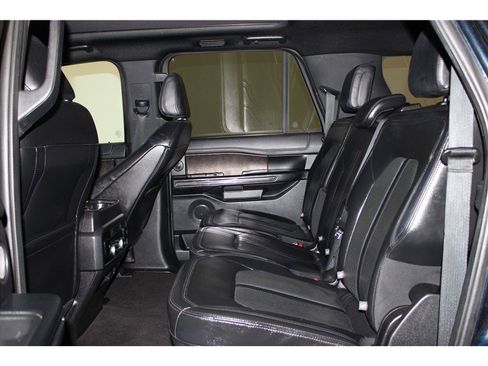 Used 2021 Ford Expedition Max Limited image 12