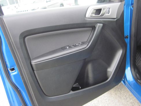 Used 2022 Ford Ranger XLT w/ Equipment Group 301A Mid image 9