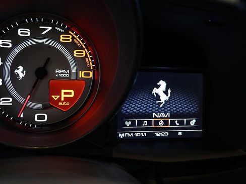 Certified 2019 Ferrari 488 GTB RWD image 57