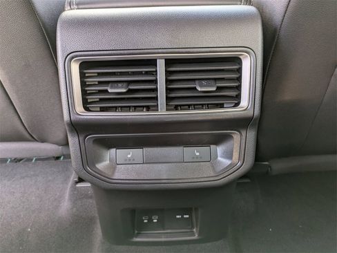 New 2026 Volkswagen Atlas Cross Sport SEL Premium R-Line image 31