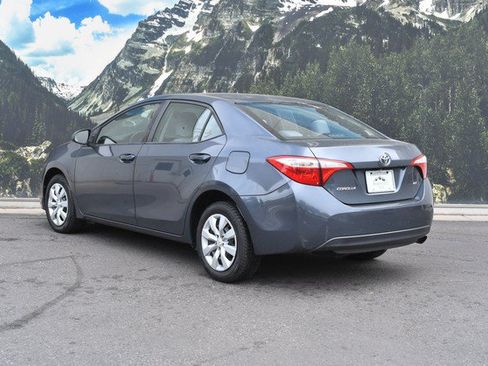 Used 2016 Toyota Corolla LE FWD image 9