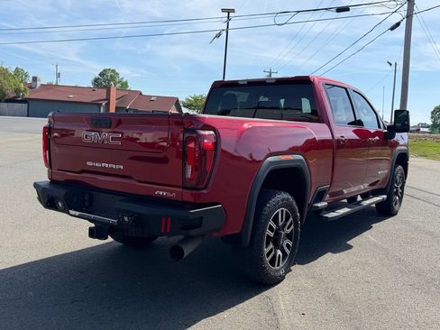 Used 2022 GMC Sierra 2500 AT4 AWD/4WD image 3