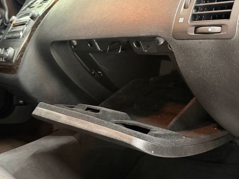 Used 2008 Cadillac DTS Limousine FWD image 35