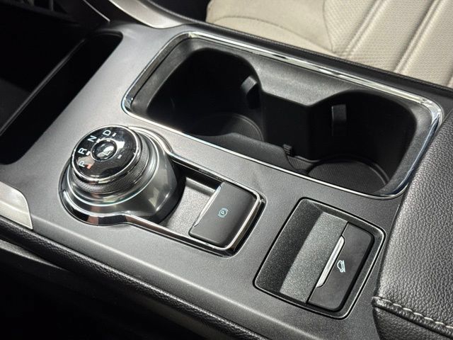 Used 2020 Ford Fusion S FWD image 18